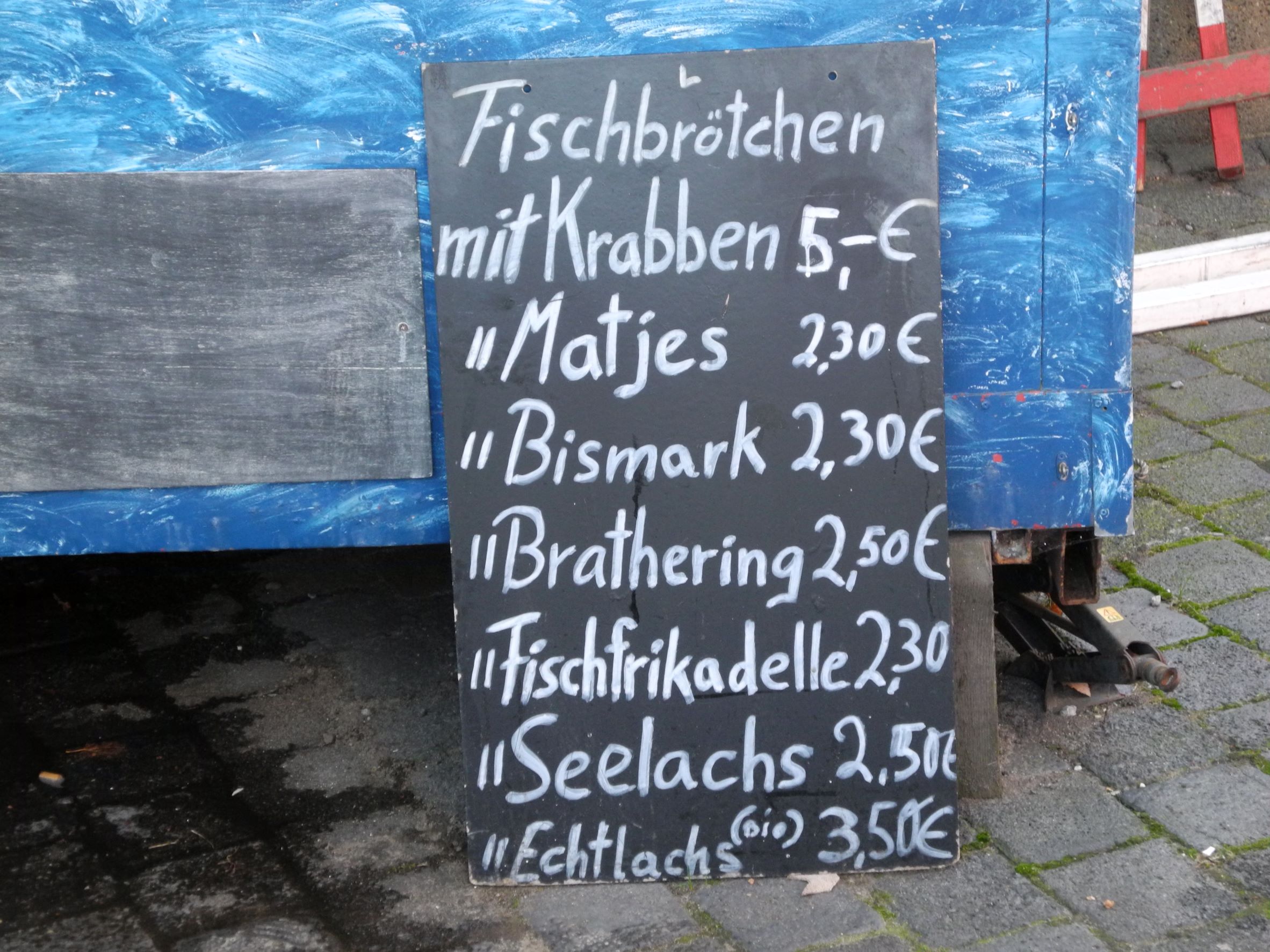 Fischverkauf auf dem Fischmarkt Cuxhaven