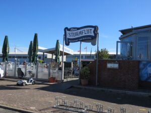 Restaurant Sturmflut am Fährhafen in Grimmershörn